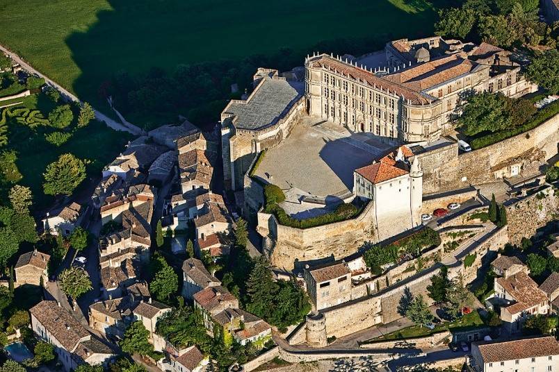 Chateau-Grignan.jpg